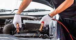 JUMP-START CAR BATTERY JUMPER